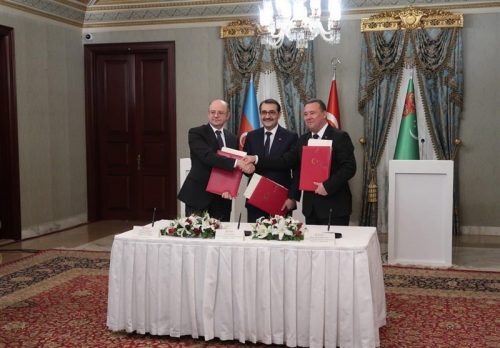 همکاری ترکیه، جمهوری آذربایجان و ترکمنستان در زمینه انرژی‌های جایگزین